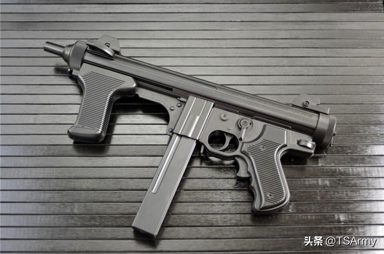 意大利黑手党手枪,意大利主战枪械