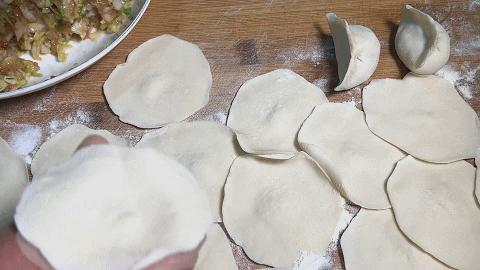 用圆白菜包肉馅做法大全,用圆白菜做菜包