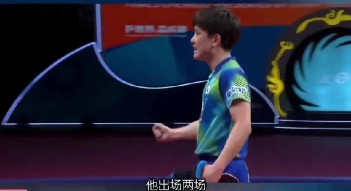 2022年中国女团世乒赛夺冠颁奖,祝贺国乒女团晋级世乒赛8强