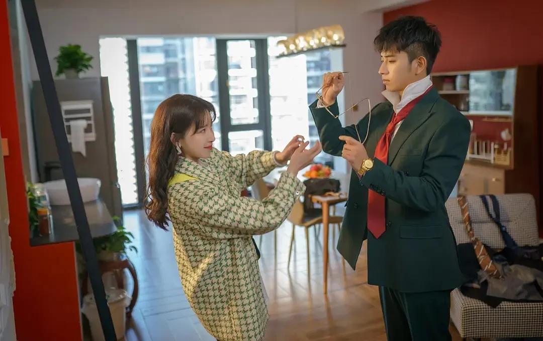 阚清子倪虹洁突如其来的假期,阚清子倪虹洁发布会