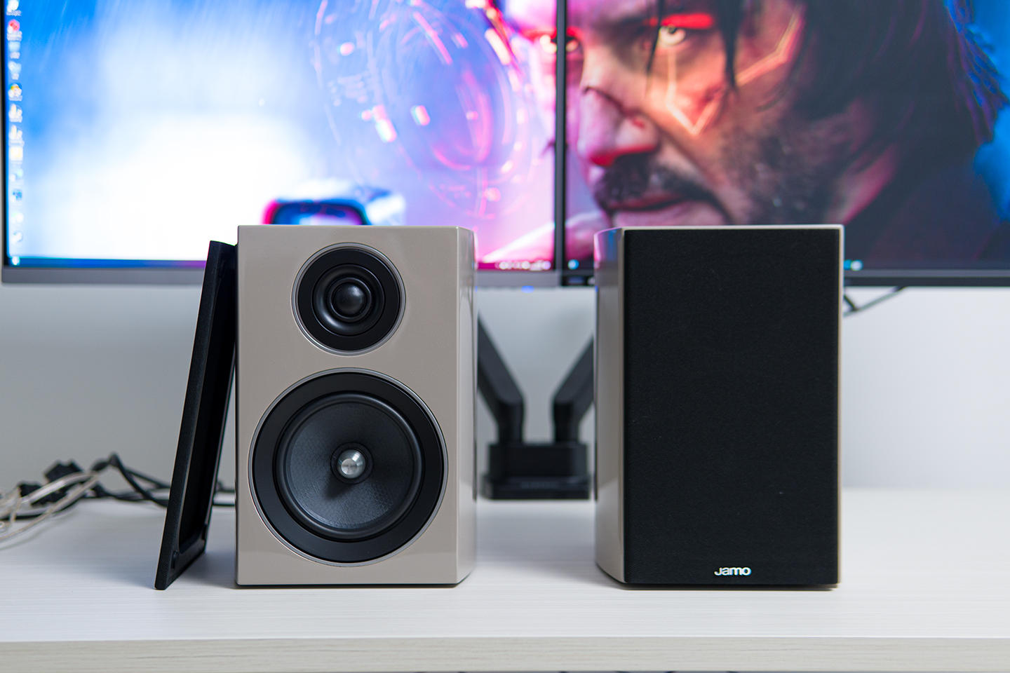 如何实现双屏办公,双屏办公桌面打造