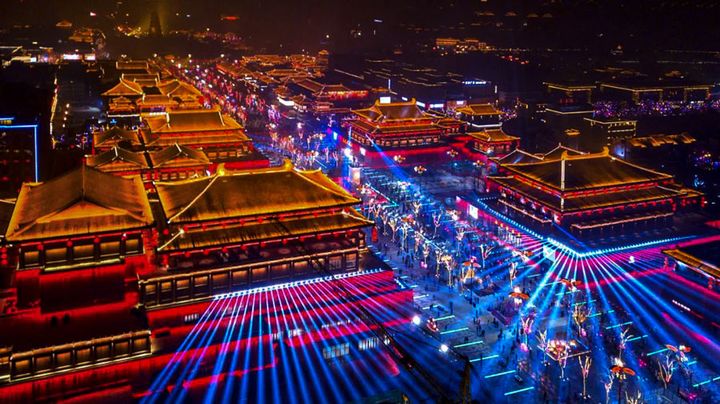 西安不夜城亮化工程谁做的,大唐不夜城亮化