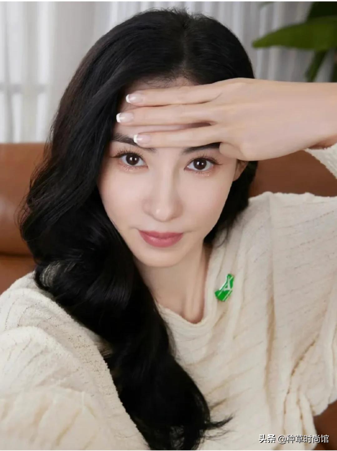 八字刘海怎么打理才不会显头秃,12岁圆脸头秃长发适合剪什么刘海