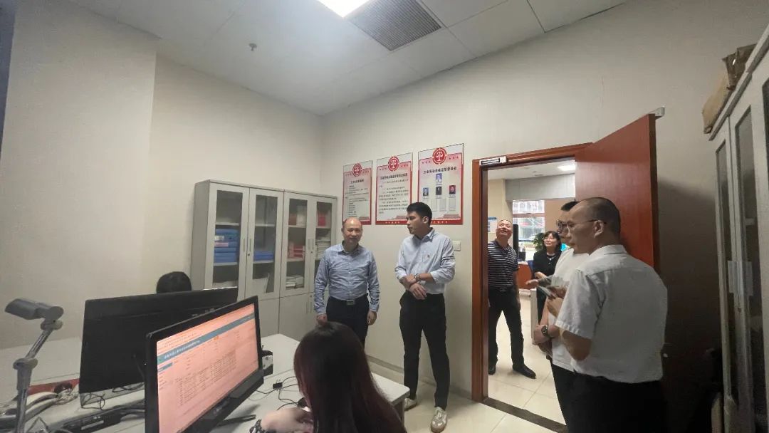 启业护航“园区枫桥”福州软件园“职工法律服务一体化基地”揭牌