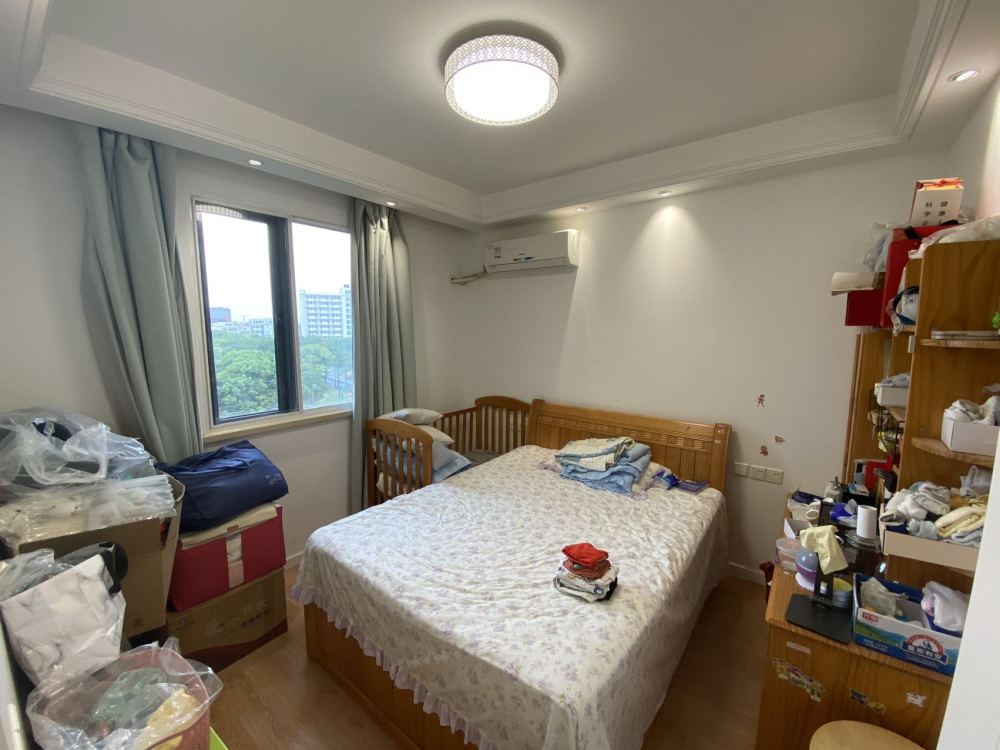 售：「张江汤臣豪园四期」高楼层90㎡两房，精装修带车位