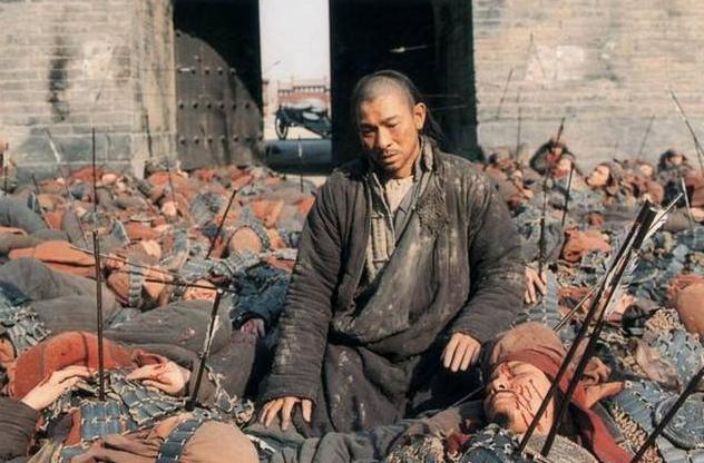 古代战争第一排士兵必死,古代为什么打仗不顾生死冲最前面