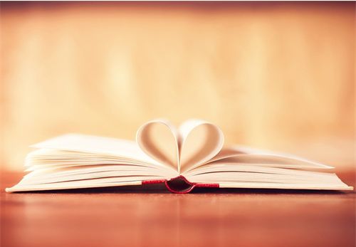 别人觉得你备胎无数你却孤独,备胎无数感情不断以为自己很迷人