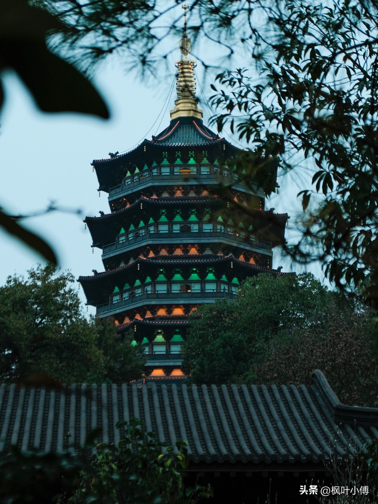 西湖一日游的最佳顺序,杭州西湖一日游攻略详细路线