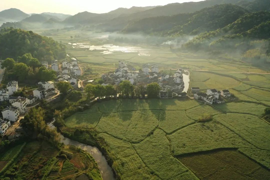 上饶婺源山顶美宿,婺源晒秋美宿推荐