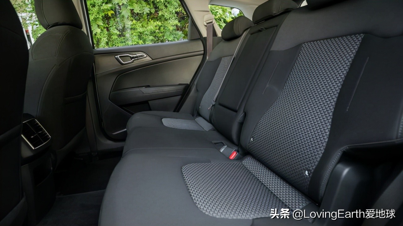 起亚发布全新狮跑sportage预告图,2022款起亚狮跑sporT