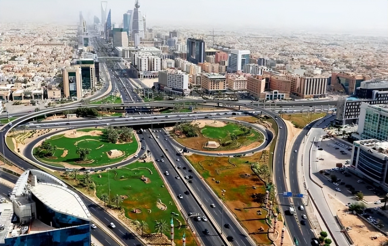 美国帮沙特搞基建,美国承包了沙特基建吗