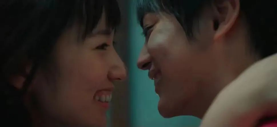 老是想咬男朋友的脸是怎么回事,总是想咬男朋友的脸