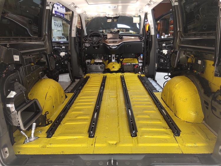 北京奔驰v260隔音改装效果,奔驰v260隔音改装郑州