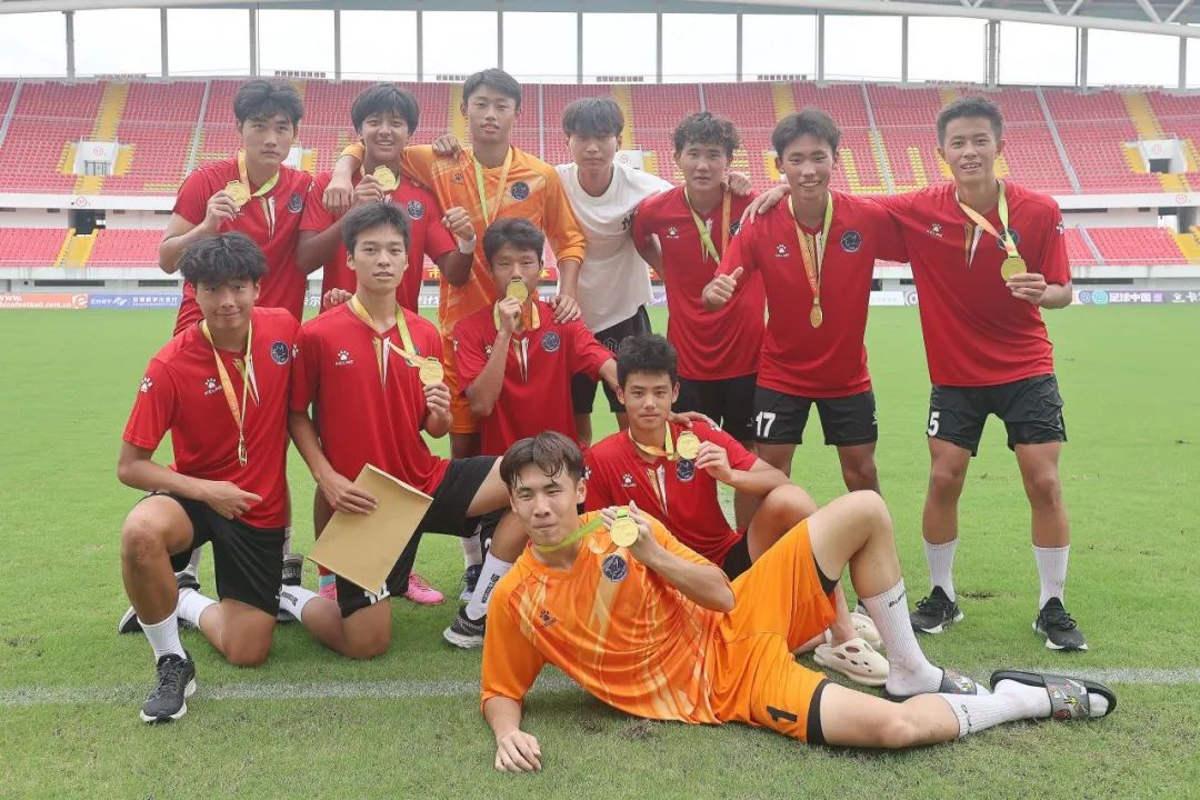 上海幸运星中冠比赛,2019金山杯上海青少年足球邀请赛