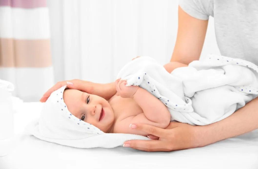 宝宝脸部皮肤护理方法,宝宝脸部护理知识大全