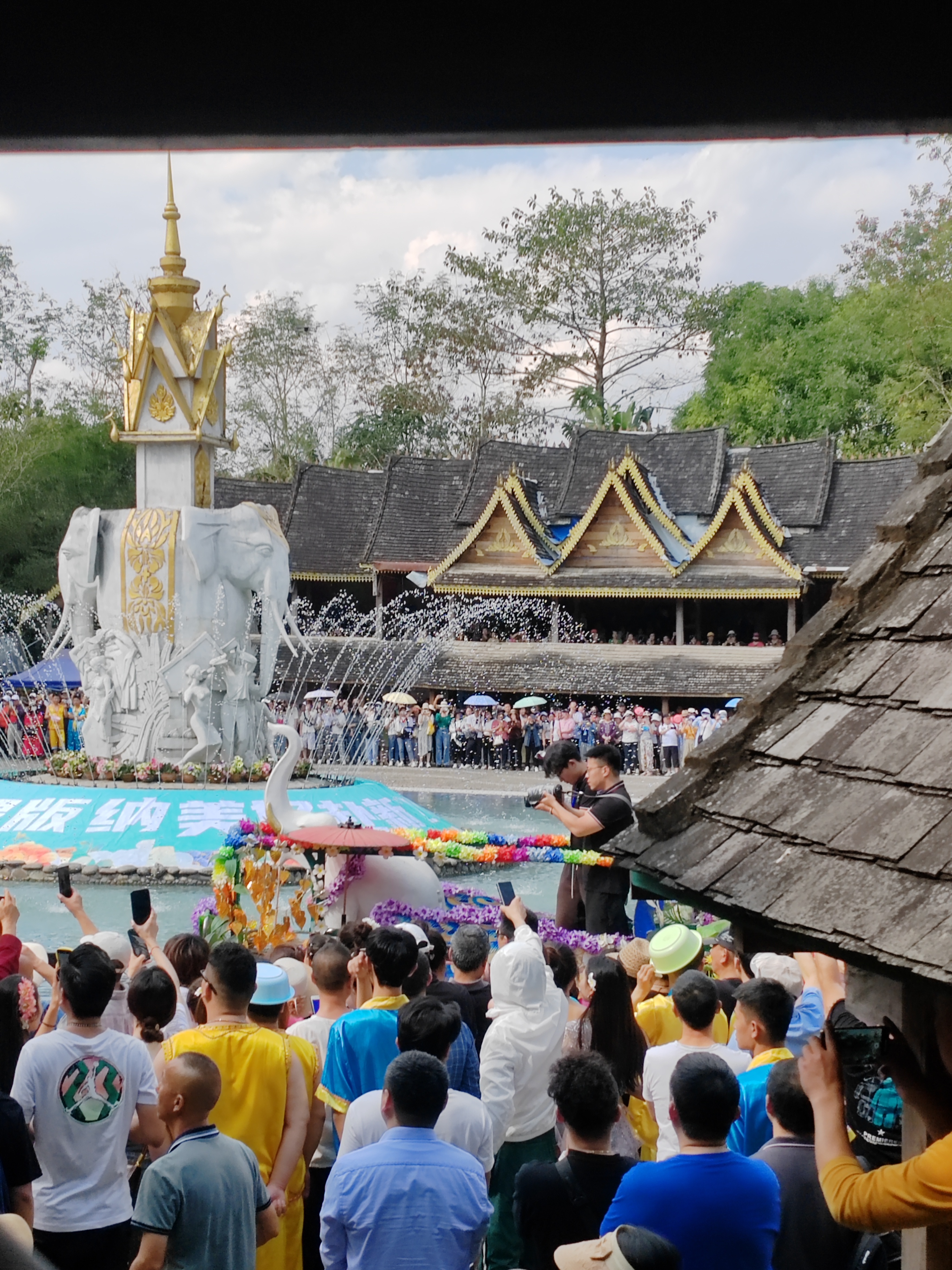 西双版纳旅游全攻略傣族园泼水节,西双版纳傣族园泼水节高清图片