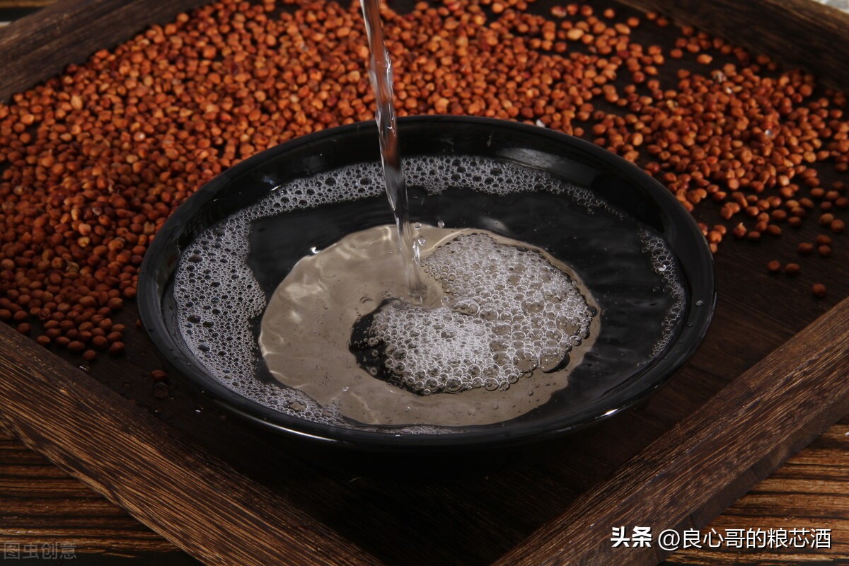 纯粮酿造的酒成本多少钱一瓶,纯粮酒的成本一般是多少