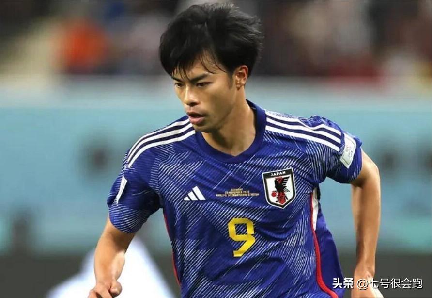 日本足球最新身价已超3亿,日本足球运动员中田英寿