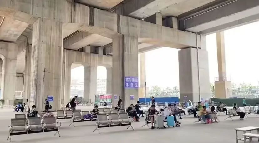 盘点那些离谱的飞机场,全球公认最鸡肋的飞机场