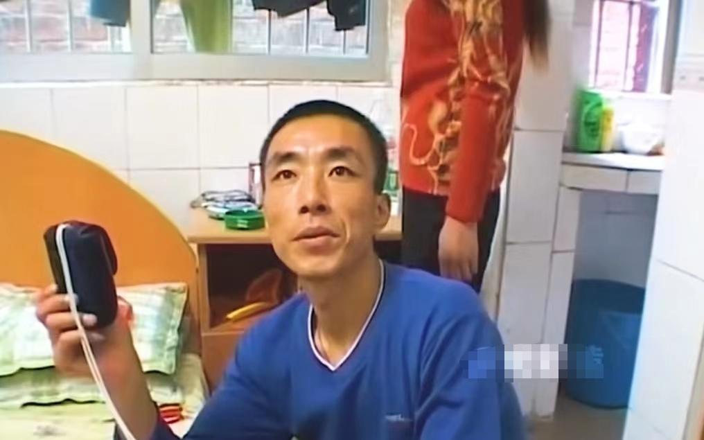 被*品毒**毁掉的人生，带你走进瘾君子的真实生活，看得人心惊肉跳