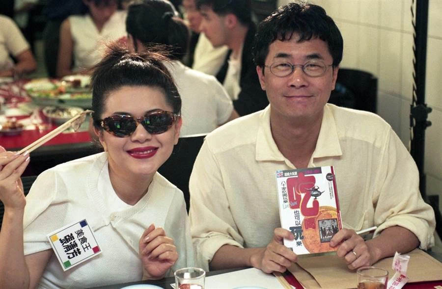 华语乐坛最牛的七位女歌手,曾经红极一时五位女歌手