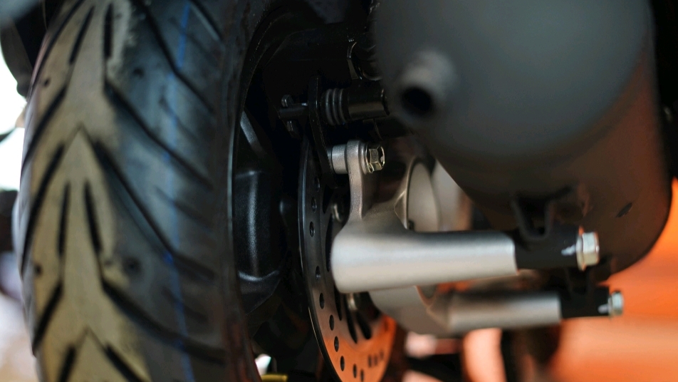 江鸿125质量怎么样,江鸿125踏板测评