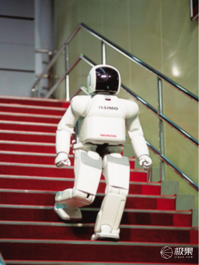 asimo机器人研发历史,asimo机器人技术