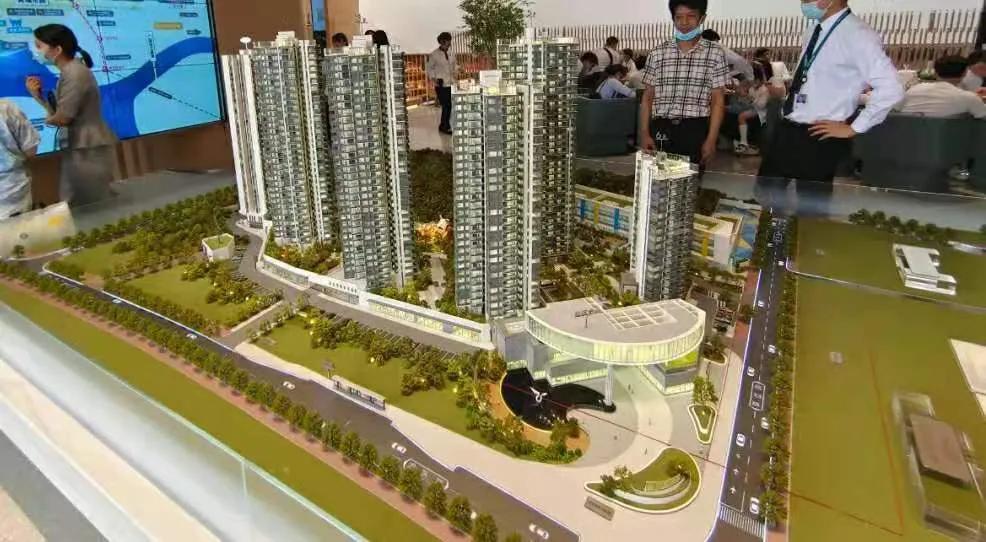 省钱的跟花钱女人区别,省钱的女生和花钱的女生