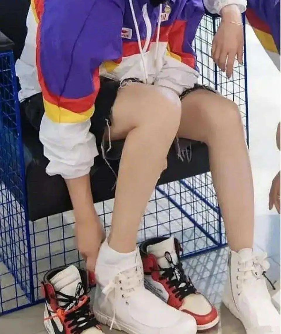 好好的大帅哥，怎么就长了张脸呢