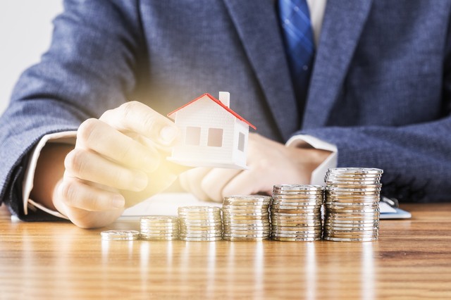 房屋产权70年到期之后怎么处理,第一批商品房70年产权到期怎么办