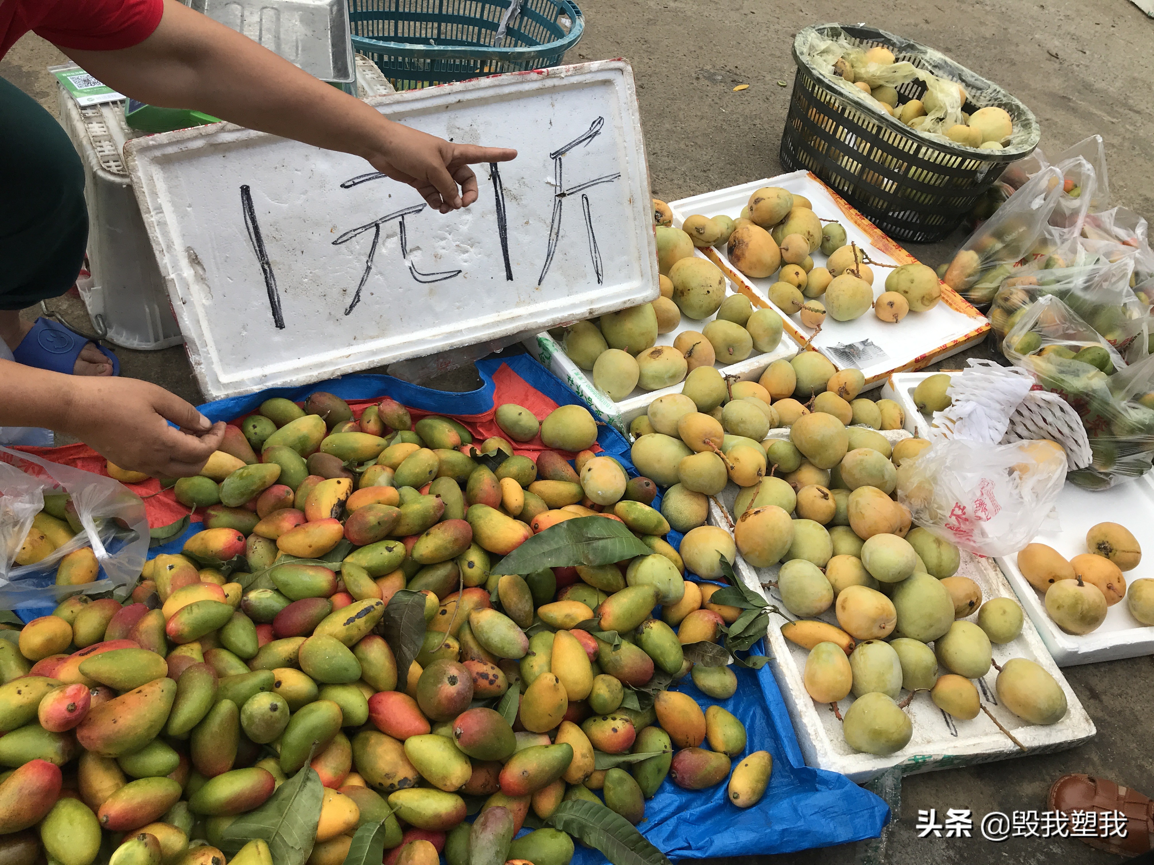 海南三亚街头真实视频,三亚街边小视频