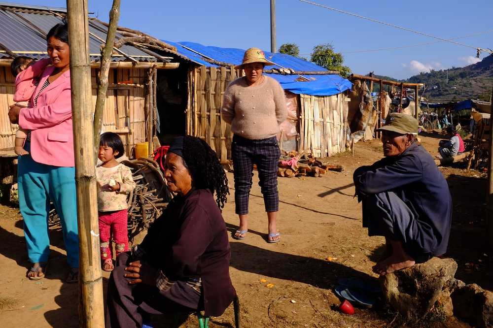 今日缅*果敢甸**：国门汉字已被更换，现使用缅文成主流