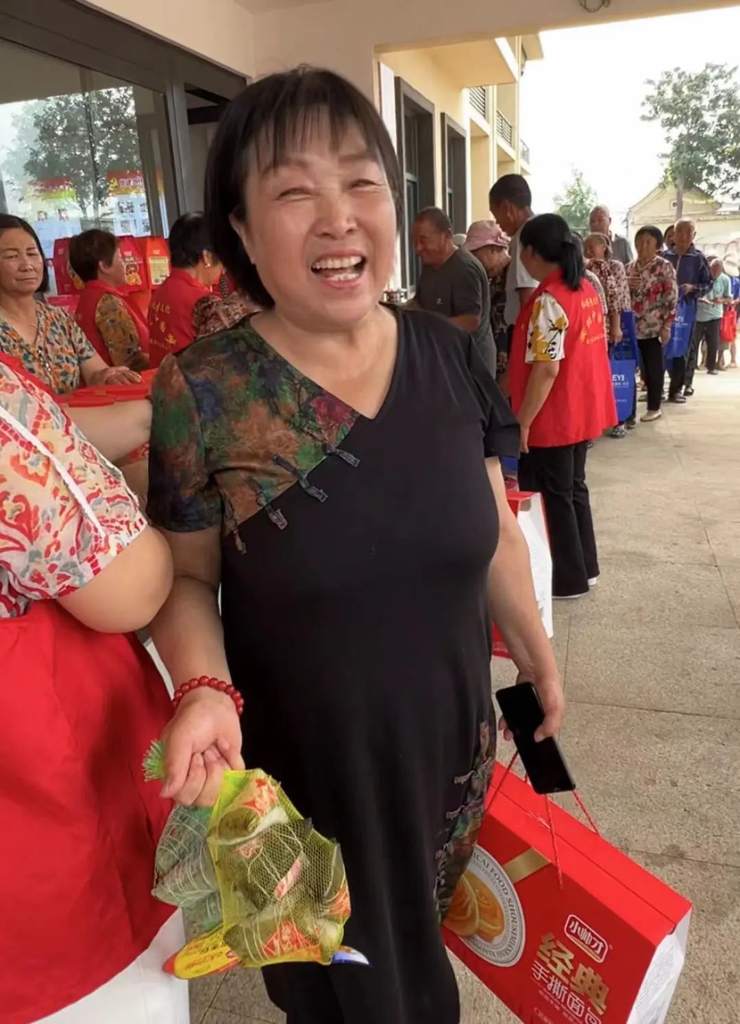 长葛哪村？月月发东西，还不重样！