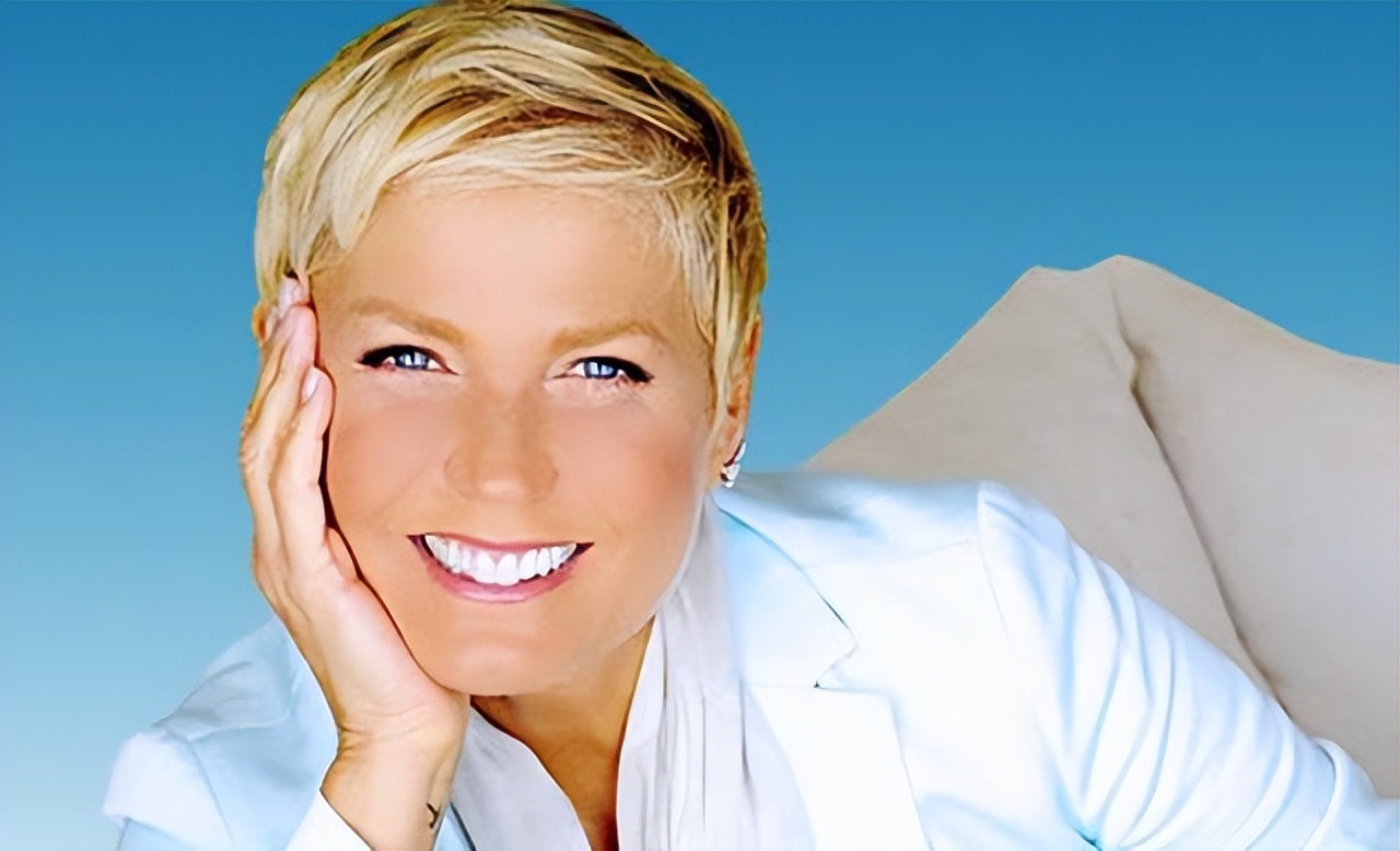 一个贫民窟走出的超级巨星,从贫民窟到球王的传奇故事