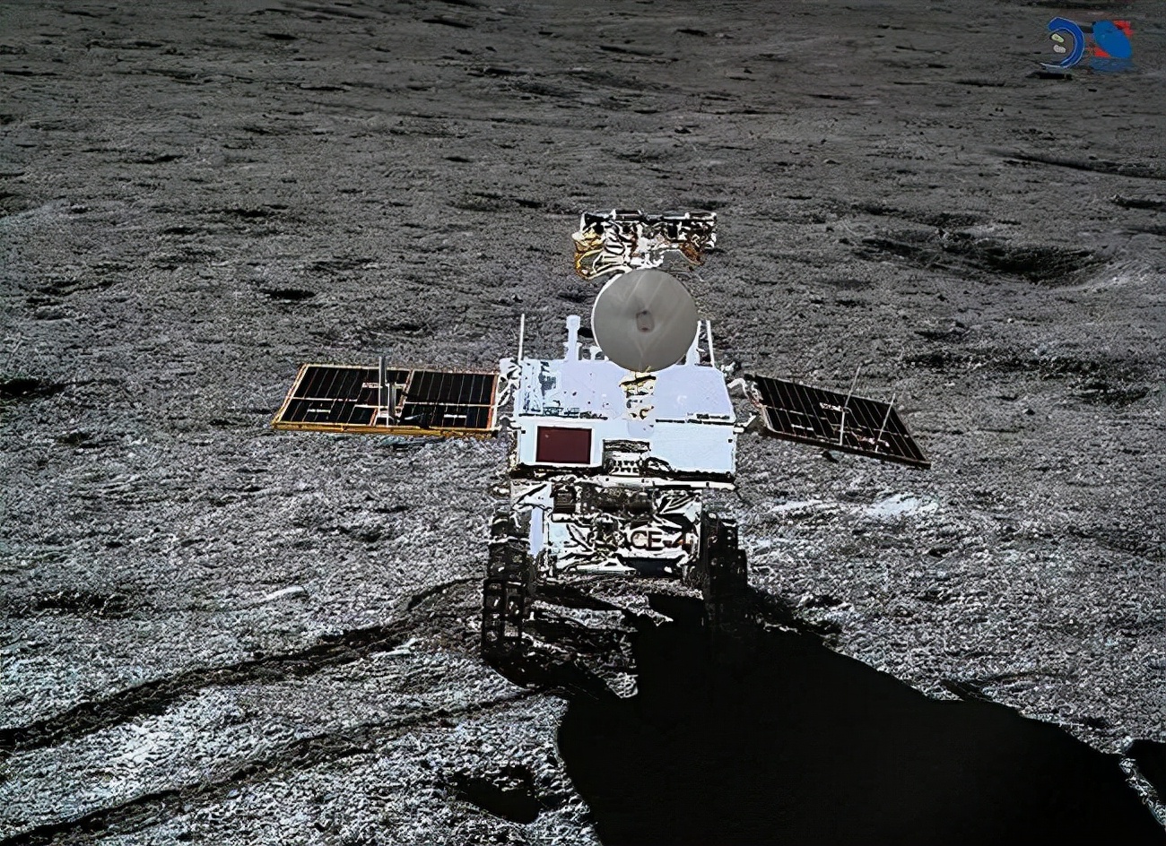 玉兔二号月球背面的神秘小屋,玉兔二号在月球背面发现石屋