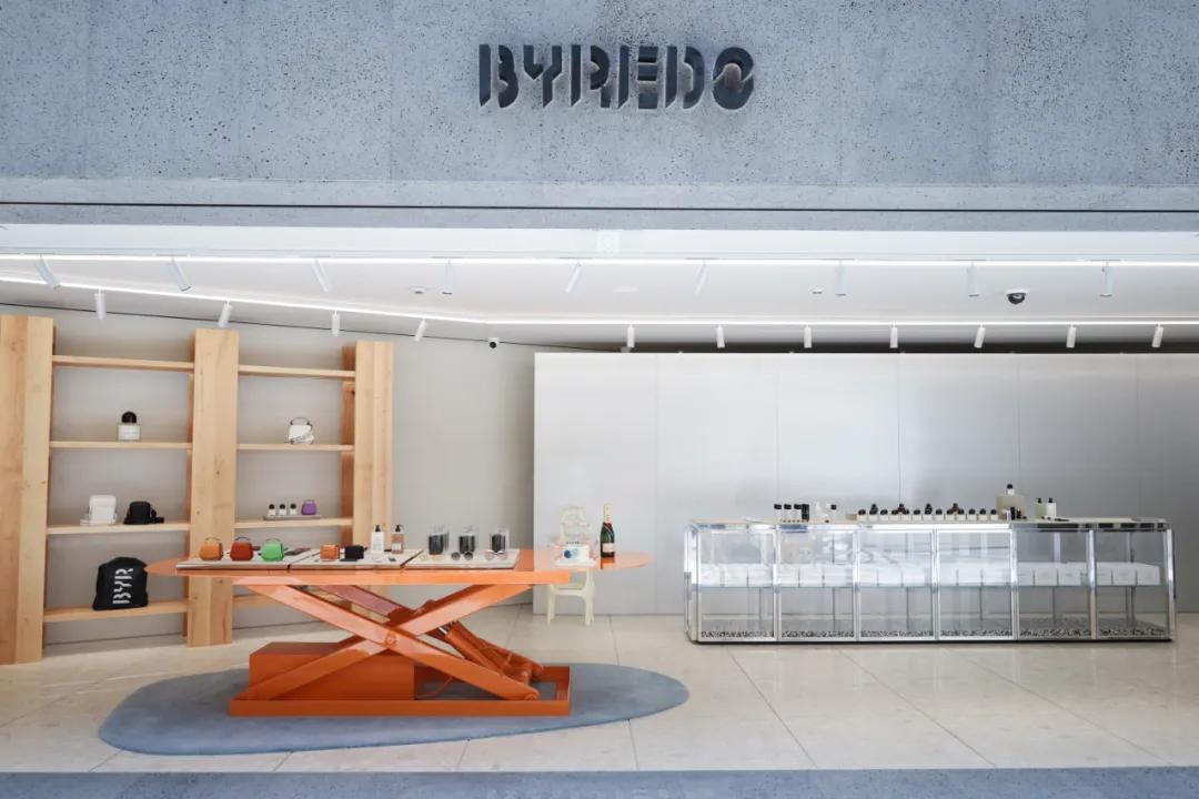 银泰百货有没有官方旗舰店,银泰商业旗舰店