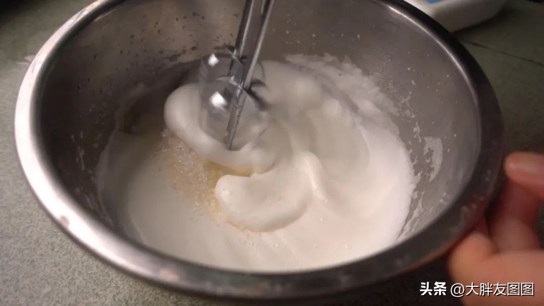 六寸戚风蛋糕一直失败怎么办,零失败戚风蛋糕方子做纸杯蛋糕