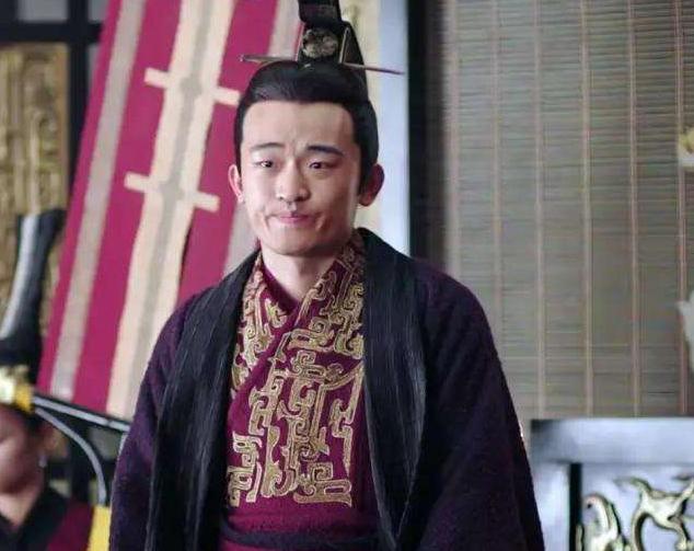 落难公主被当丫鬟复位后杀全家,公主被掉包流落民间进入青楼