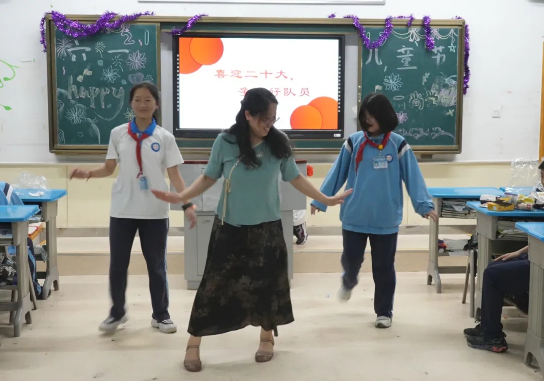 《一路童行》,一路童行的作品