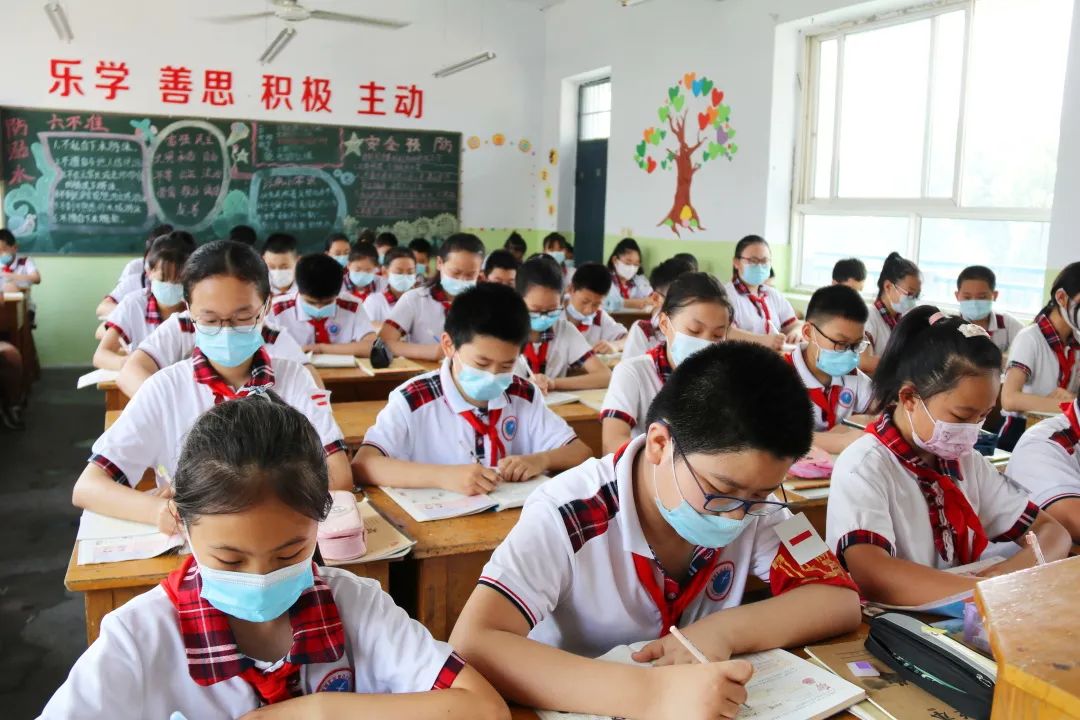 赏美景听自然乐曲,游玩景点峰峰