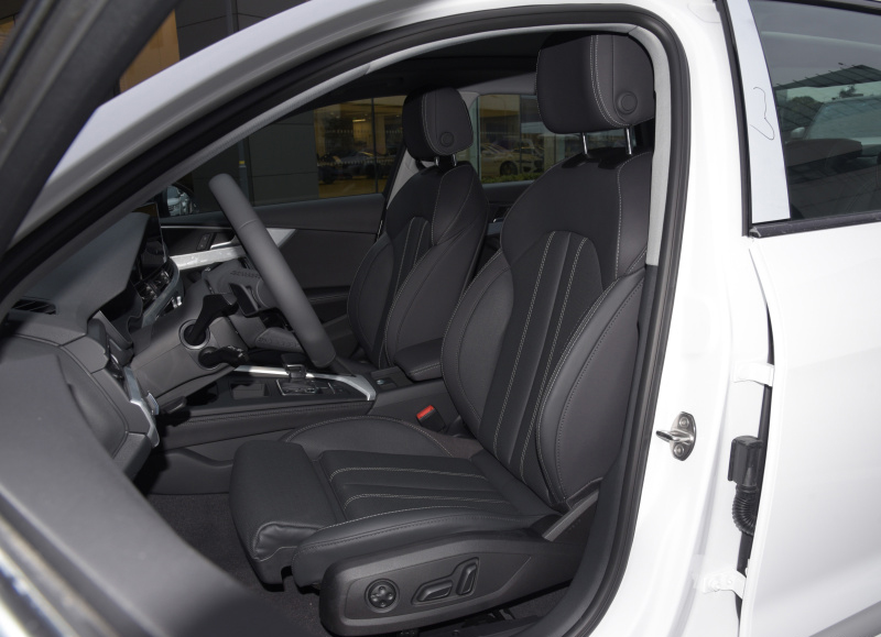 体验奥迪a4豪华动感,体验2018奥迪a4l45quattro