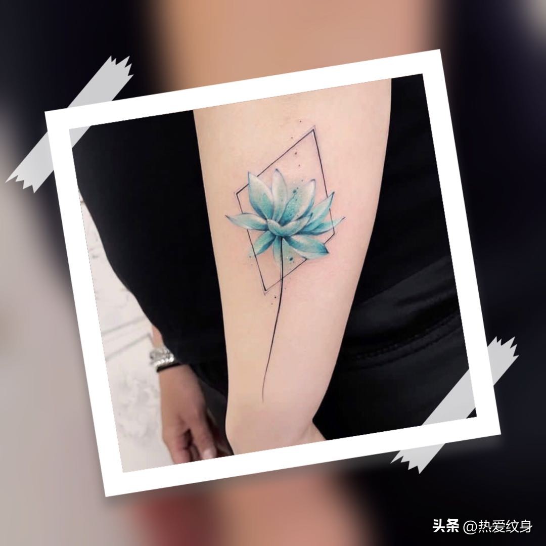 纹身就像你心中的一朵花,纹身像种在你内心深处的一朵花