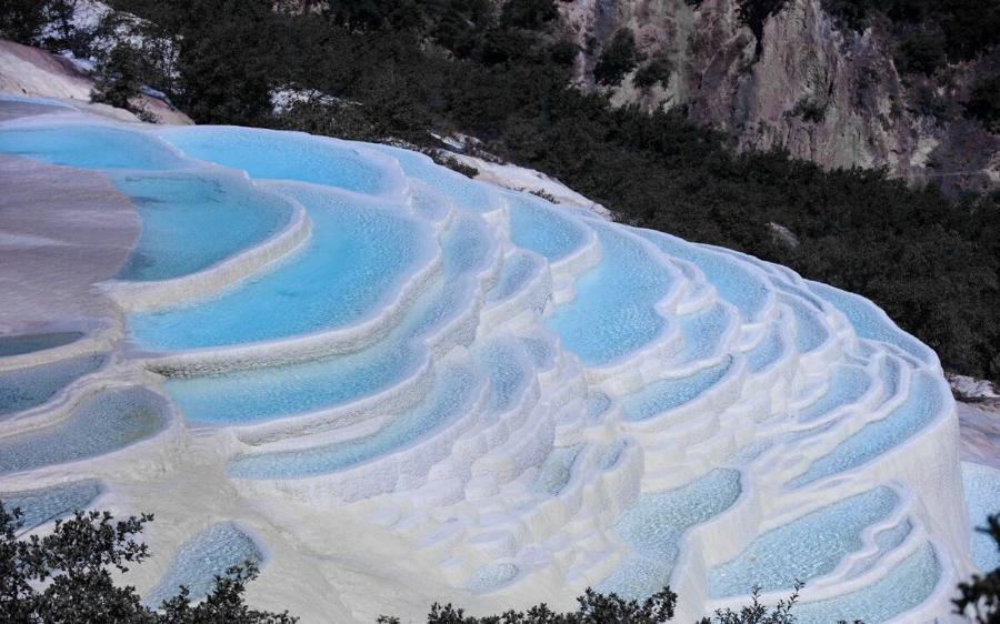 仙人遗田的白水台什么意思,香格里拉仙人洞风景