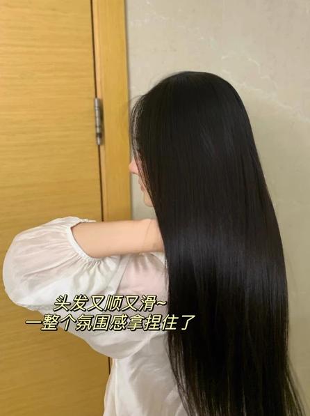 头发两边天生翘怎么办,头发老翘做柔顺有用么