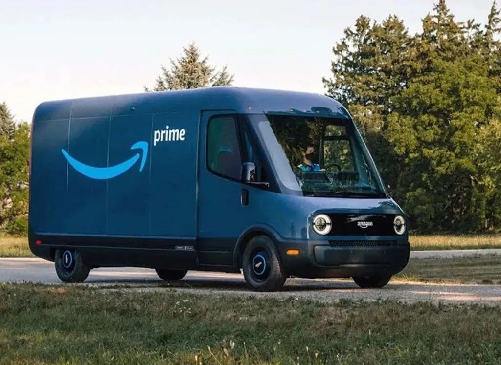 在国内降价“无效”的特斯拉，凭啥在美国打垮了2家新势力？