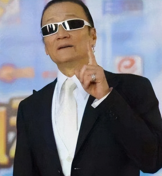 谢贤对张柏芝的宠爱,港媒曝谢贤和张柏芝