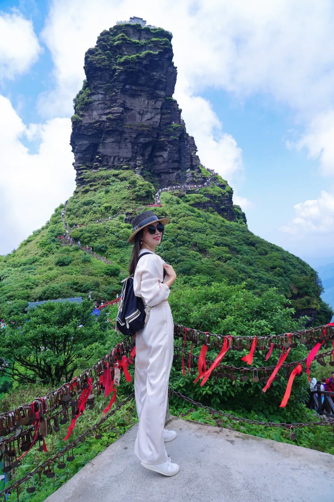 除了梵净山还能玩什么游戏,铜仁除了梵净山还有什么旅游景点