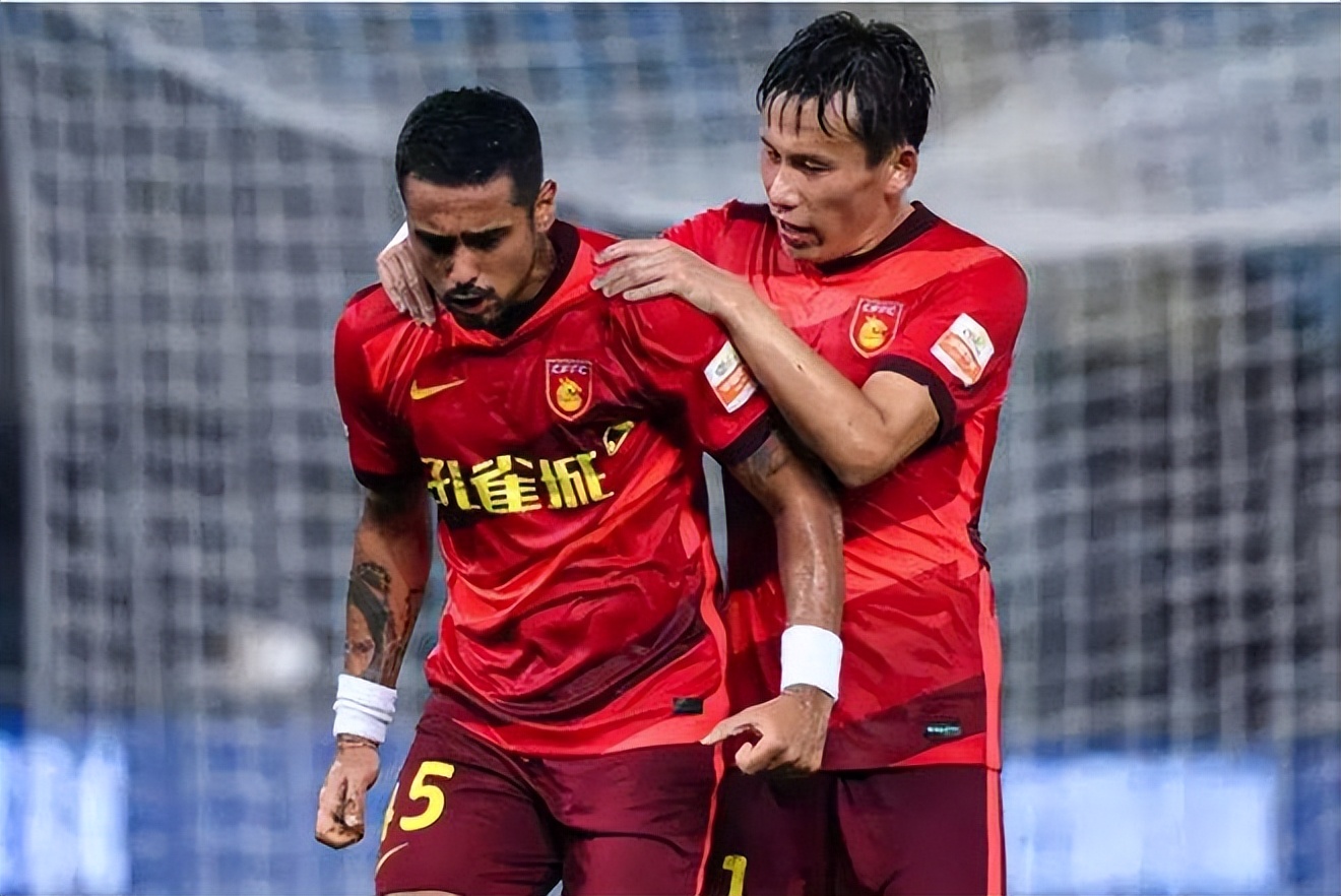 少林足球开场被胖子嘲笑,少林足球被打