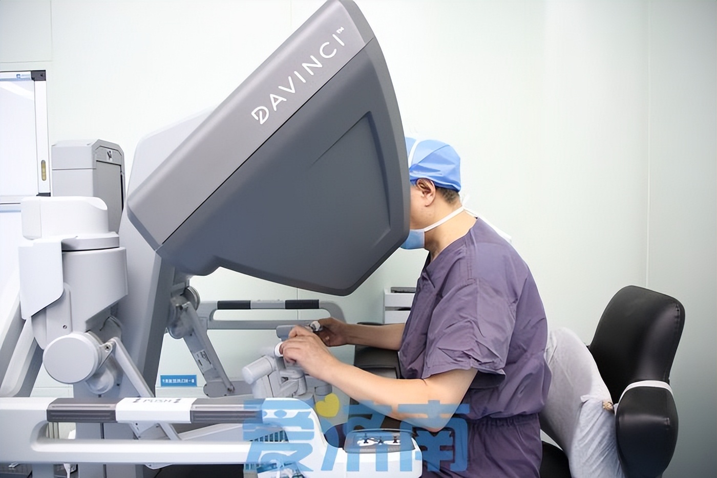 精准切除肿瘤机器人,仁济医院前列腺癌机器人手术