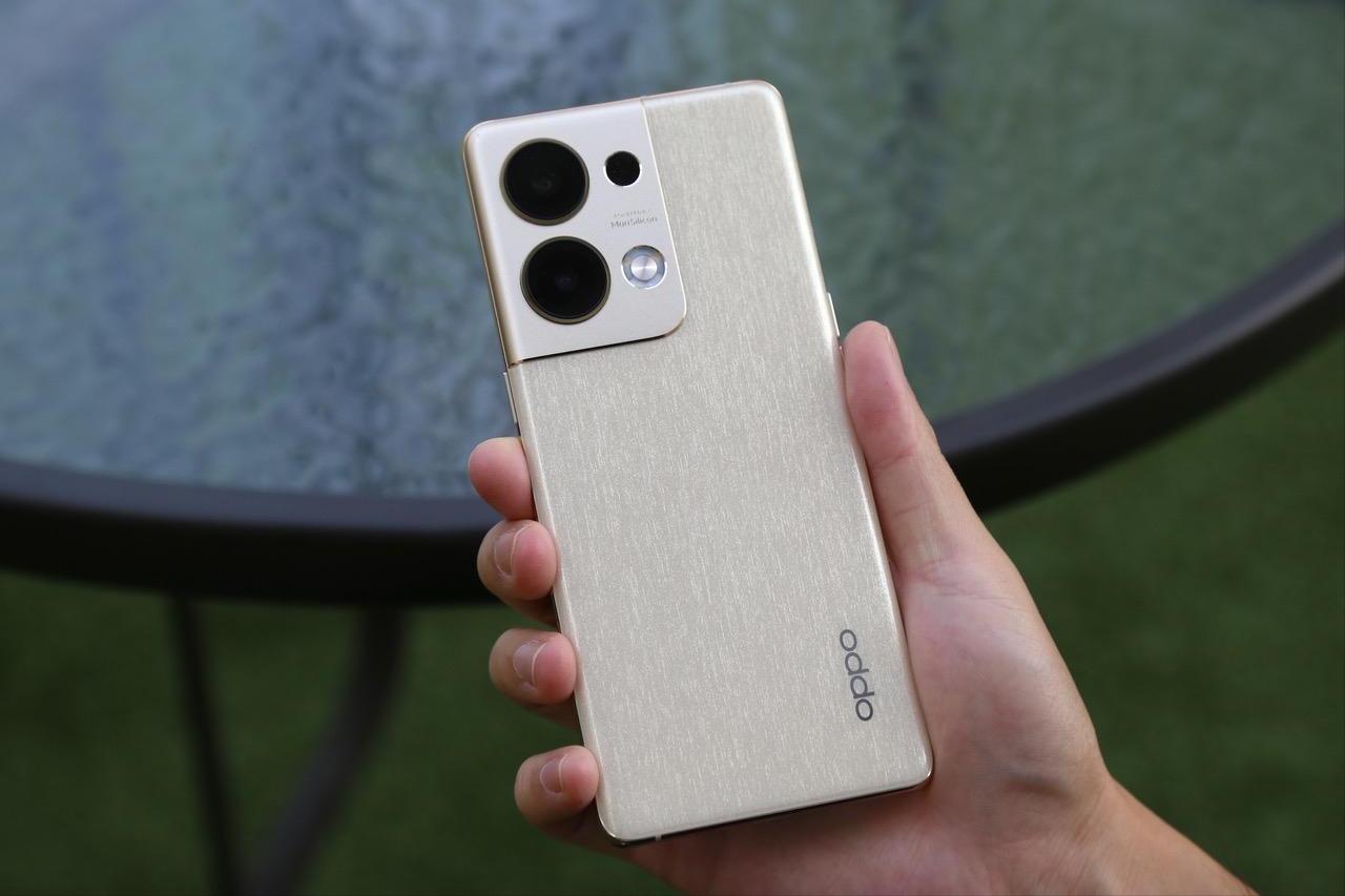 网购手机为什么与实体店有差距,为什么说手机网购不去实体店买